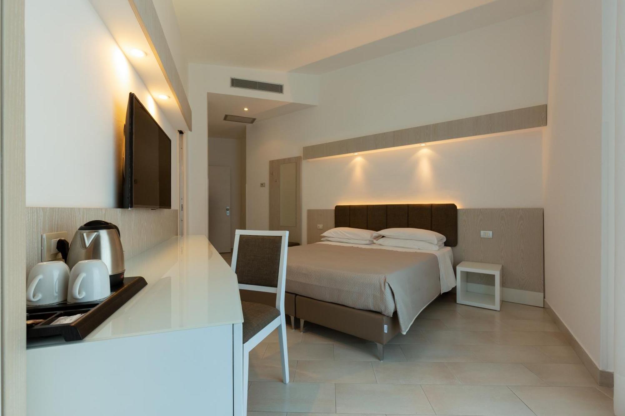Hotel Giosue' A Mare Sorrento Мета Экстерьер фото